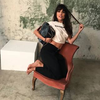 Adriana Ugarte feet photo thumbnail