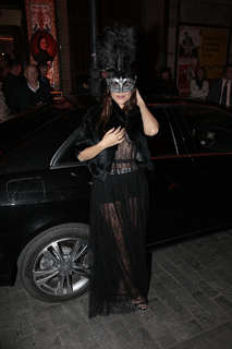 Adriana Ugarte feet photo thumbnail