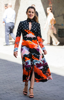 Adriana Ugarte feet photo thumbnail