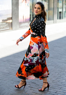 Adriana Ugarte feet photo thumbnail