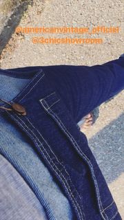 Adriana Ugarte feet photo thumbnail