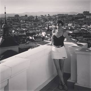 Adriana Ugarte feet photo thumbnail