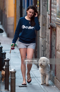 Adriana Ugarte feet photo thumbnail