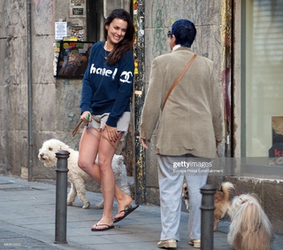 Adriana Ugarte feet photo thumbnail