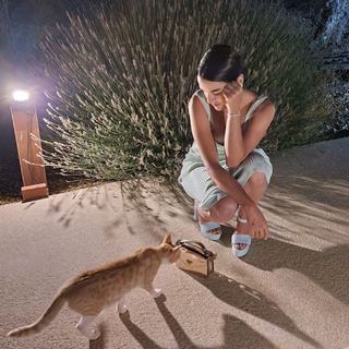 Adriana Ugarte feet photo thumbnail