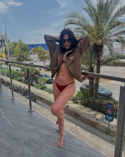 Adriana Ugarte feet photo 3