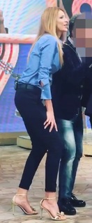 Adriana Volpe feet photo thumbnail