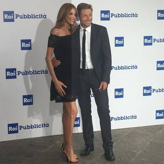 Adriana Volpe feet photo thumbnail