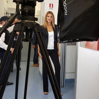 Adriana Volpe feet photo thumbnail