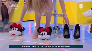 Adriana Volpe feet photo thumbnail