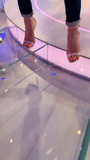 Adriana Volpe feet photo thumbnail