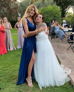 Adriana Volpe feet photo thumbnail