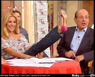 Adriana Volpe feet photo thumbnail