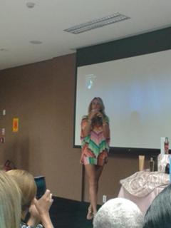 Adriane Galisteu feet photo thumbnail