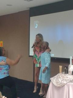 Adriane Galisteu feet photo thumbnail