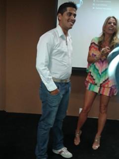 Adriane Galisteu feet photo thumbnail