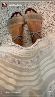 Adriane Galisteu feet photo thumbnail