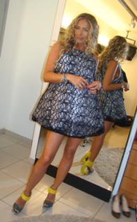 Adriane Galisteu feet photo thumbnail