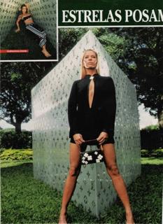 Adriane Galisteu feet photo thumbnail