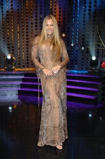 Adriane Galisteu feet photo thumbnail