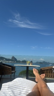 Adriane Galisteu feet photo thumbnail
