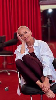 Adriane Galisteu feet photo thumbnail