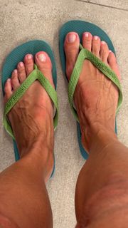 Adriane Galisteu feet photo 3