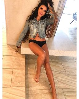 Adrianna Costa feet photo 10