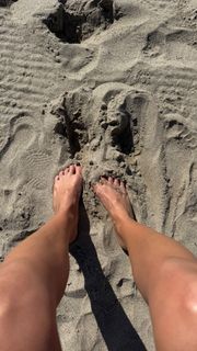 Adrianna Costa feet photo 14