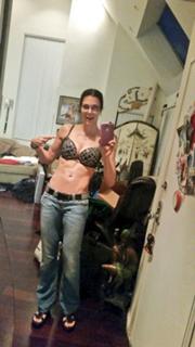 Adrianne Curry feet photo thumbnail