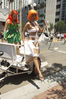 Adrianne Curry feet photo thumbnail