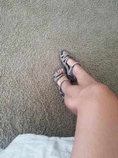 Adrianne Curry feet photo thumbnail