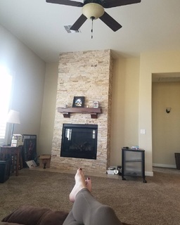 Adrianne Curry feet photo thumbnail