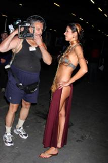 Adrianne Curry feet photo thumbnail