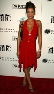 Adrianne Curry feet photo thumbnail