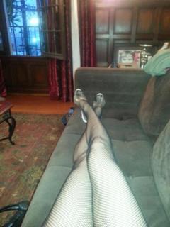 Adrianne Curry feet photo thumbnail