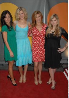 Adrianne Palicki feet photo thumbnail
