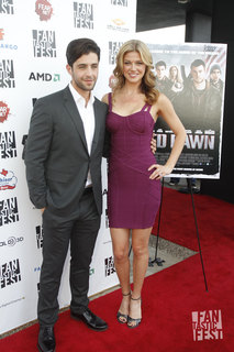 Adrianne Palicki feet photo thumbnail