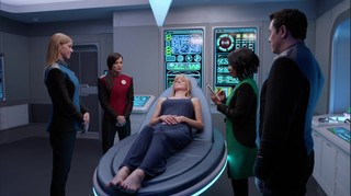 Adrianne Palicki feet photo thumbnail