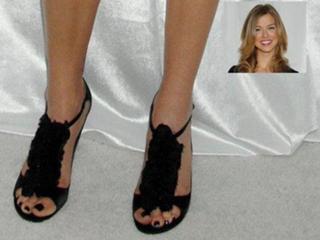 Adrianne Palicki feet photo thumbnail