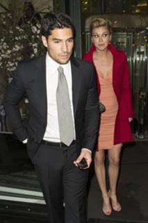 Adrianne Palicki feet photo thumbnail