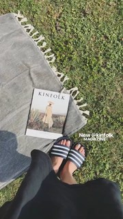 Adriene Mishler feet photo thumbnail