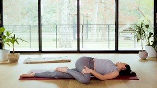 Adriene Mishler feet photo thumbnail