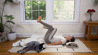 Adriene Mishler feet photo thumbnail
