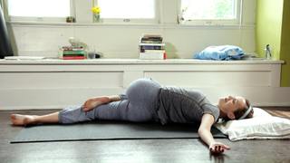 Adriene Mishler feet photo thumbnail