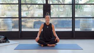 Adriene Mishler feet photo thumbnail