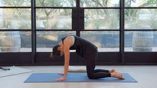 Adriene Mishler feet photo thumbnail