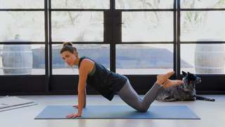 Adriene Mishler feet photo thumbnail