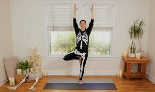 Adriene Mishler feet photo thumbnail