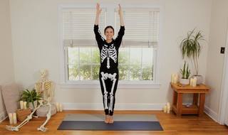 Adriene Mishler feet photo thumbnail